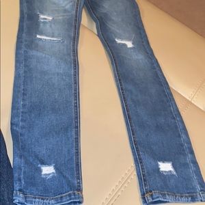 NWT Distressed Jeans Size 14